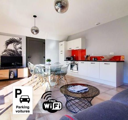 Апартаменты Le Nid Discret Avec Balcon Et Parking Prive Gratuit Сарла-ла-Канеда Экстерьер фото